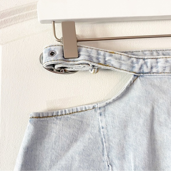 WeWoreWhat Cutout Denim Light Wash Mini Skirt Sz Small NEW - Picture 6 of 12